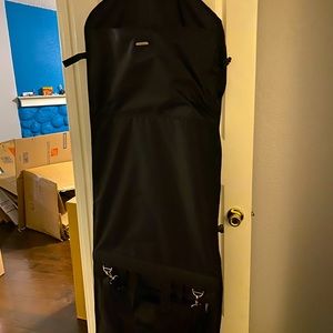 66” Trifold Carry On Destination Wedding Bag